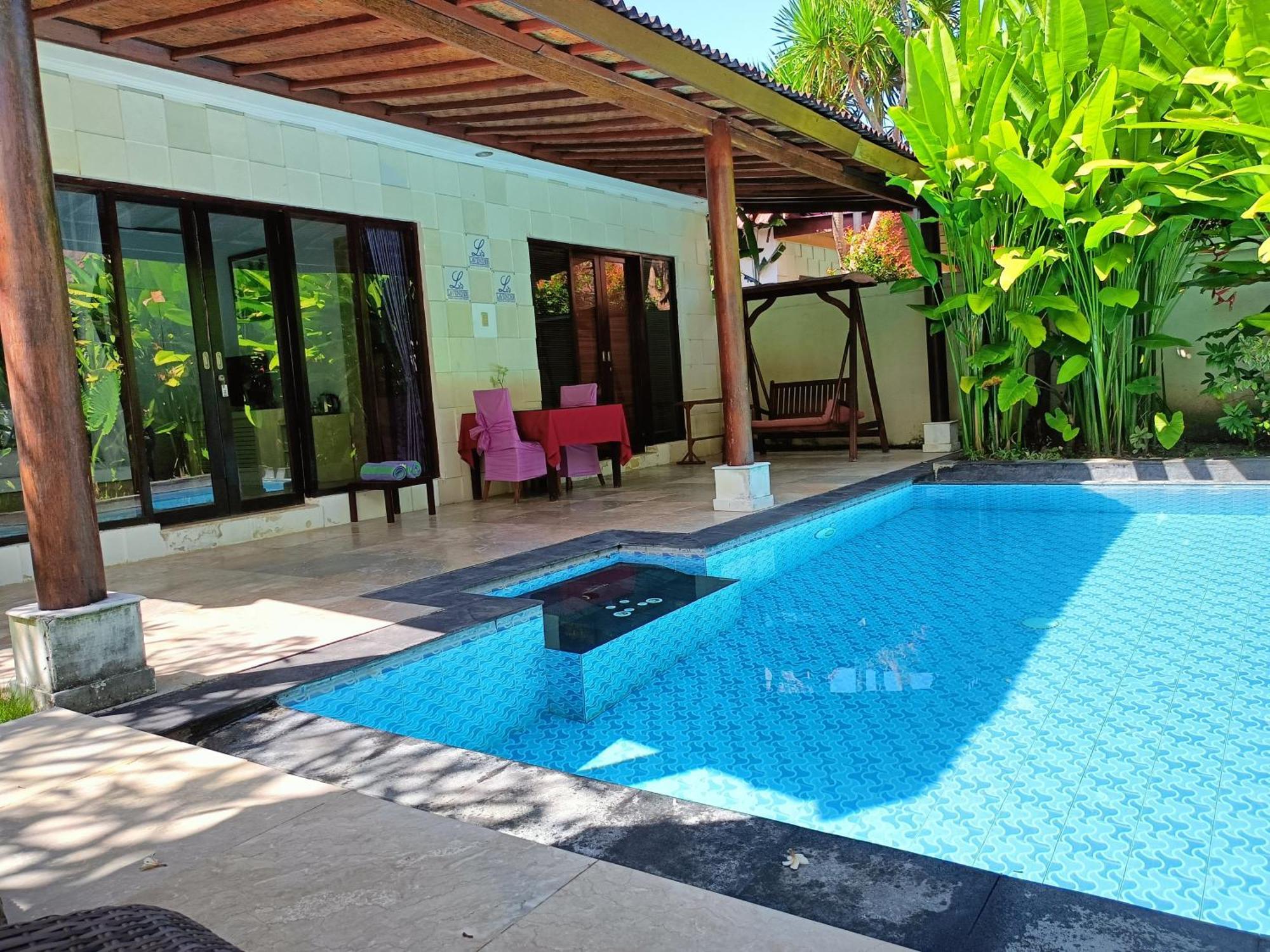 Lavender Villa & Spa Kuta  Exterior photo